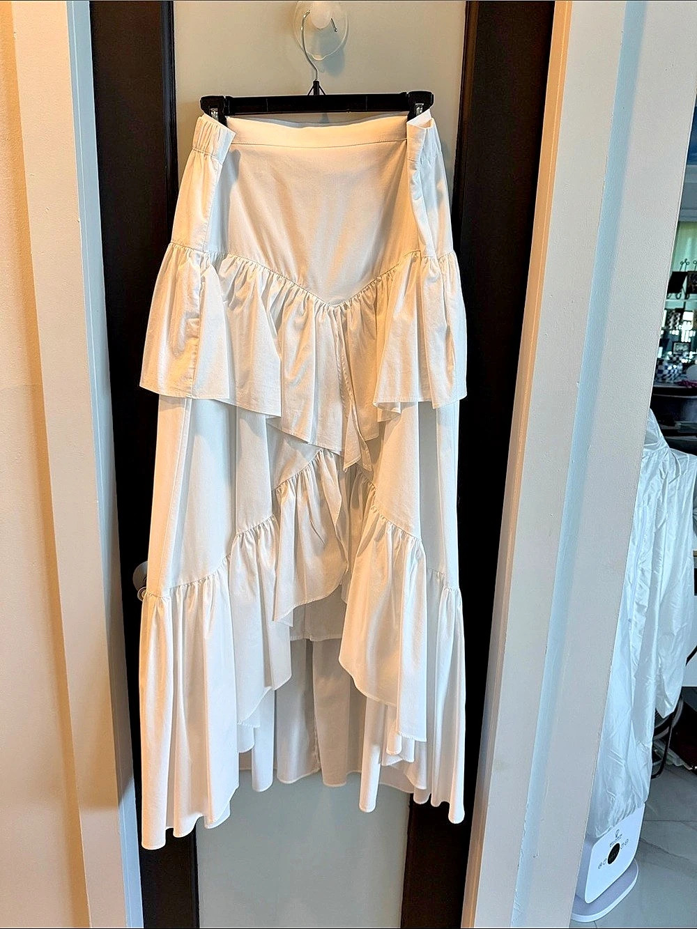 Gabrielle Union White Tiered Maxi Skirt Like New